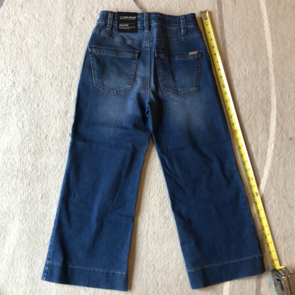 White House black market jeans